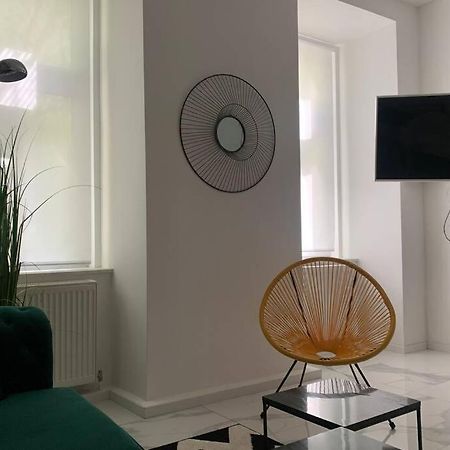 Cool City Center Apt. @ Metro And Shopping Street Vienna Esterno foto